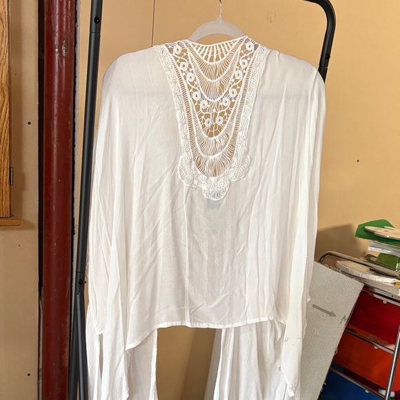 Vince Camuto Cream Lace Detail Open Cardigan - Picture 5 of 5